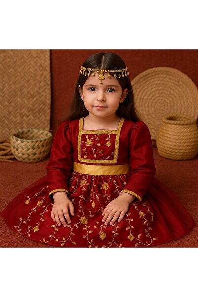 La reina petite Royal red embroidered folk dress