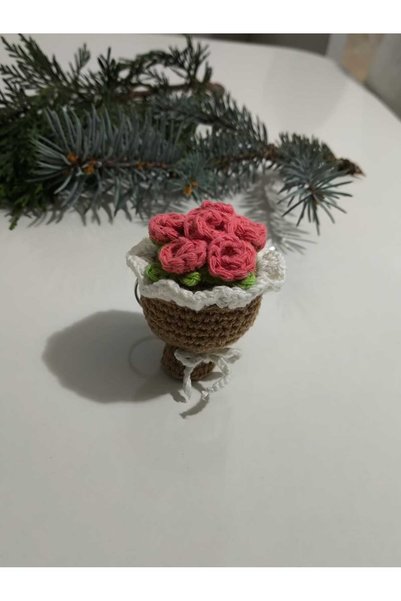 Momsada Mother's Day Gift Knitted Flower Bouquet Keychain |   Handmade Bouquet Keychain |   Romantic & Cute