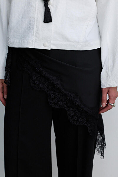 BE BLUE Black Satin Shawl with Lace Details