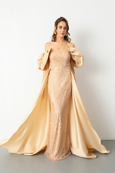 Lafaba Kadın Bej Kayık Yaka Saten Kuyruklu Uzun Boncuklu Abiye