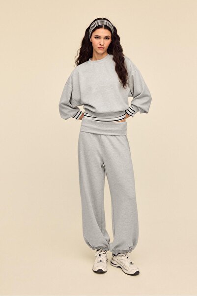 Stradivarius Soft-touch balloon jogger trousers with turn-up waist