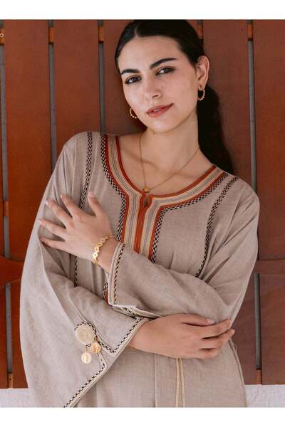 AFandina Linen jalabiya with natural elegance and a modern touch