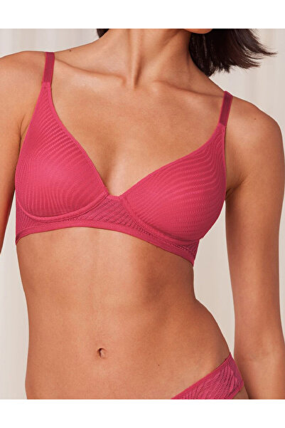 Triumph Bra, Pink