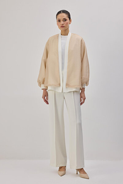 Touché Privé Knitted Jacket with Lace Trim