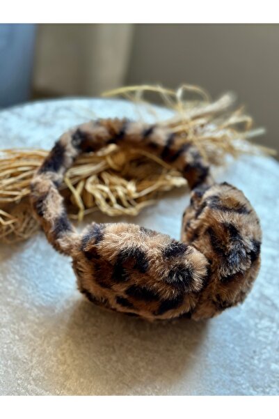 DEMİR ACCESORİES غطاء أذن شتوي دافئ من القطيفة القابلة للطي بنمط الفهد للنساء