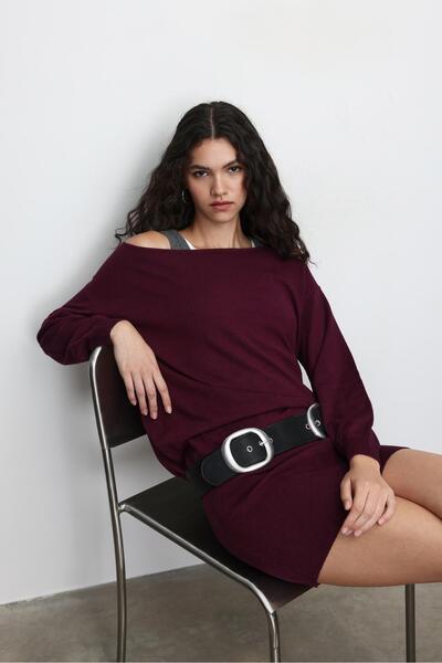 Stradivarius Geniş yaka kısa triko elbise