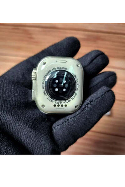 genernic Advanced Smart Watch with Built-In Camera and 4G Network - White