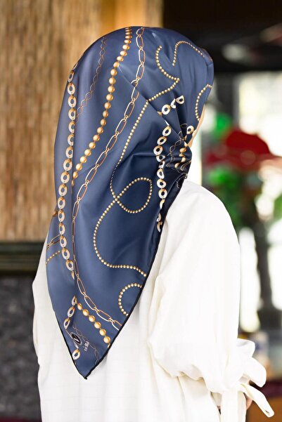 VİOLLA Kristal Degradeli Ve Zincir Desenli İndigo Renkli 90x90 Eşarp (İpek İç...