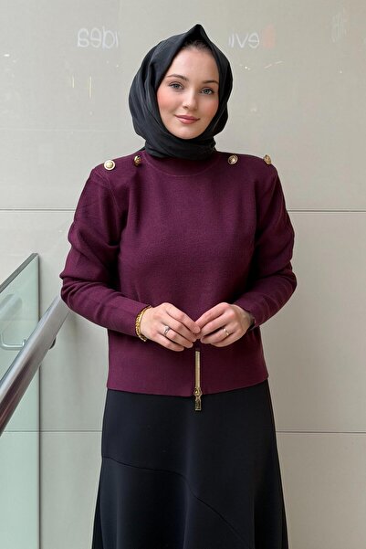 Ghisa Knitwear Tunic with Button Detail on the Shoulders
