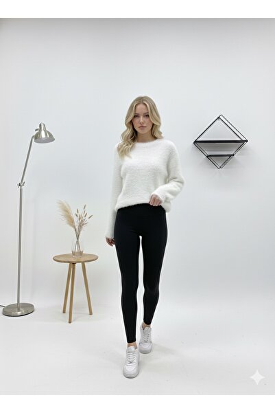 Quen Women's Knitwear