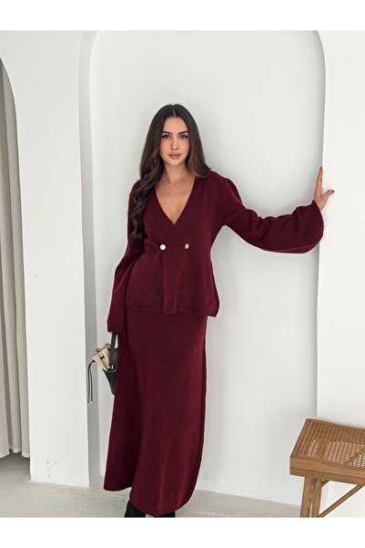 LAVRE Soft Textured Double-Breasted Cardigan and Skirt Knitwear Set