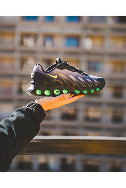 Nike Air Max DN8 “Black/Volt” Releases