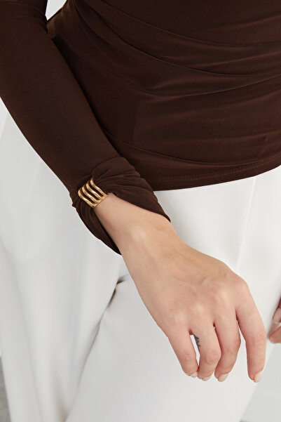 Fulla Moda Μπλούζα με λεπτομέρεια στο μανίκι και λαιμόκοψη καγιάκ ντραπέ