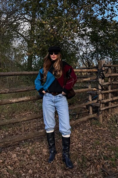 Laluvia Blue - Burgundy Baklava Sweater - 7183