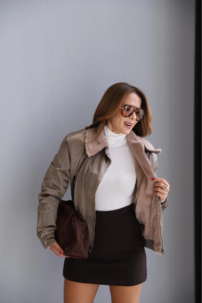 Purple by Banu سترة بومبر من الفرو الكاكي