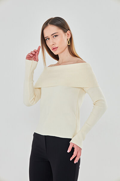 GND Fit Madonna Collar Padded Knitwear Sweater