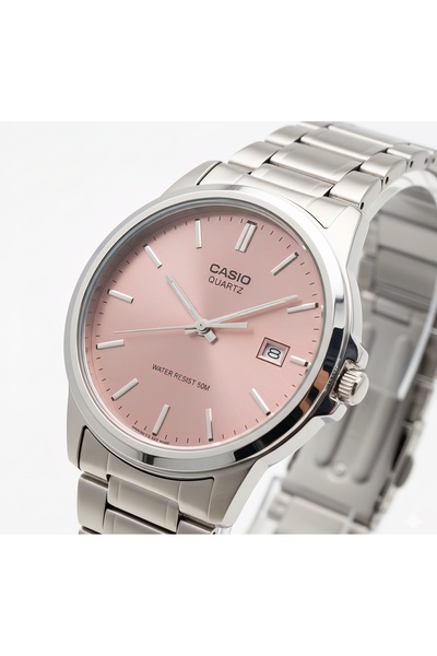 cs Classic steel watch