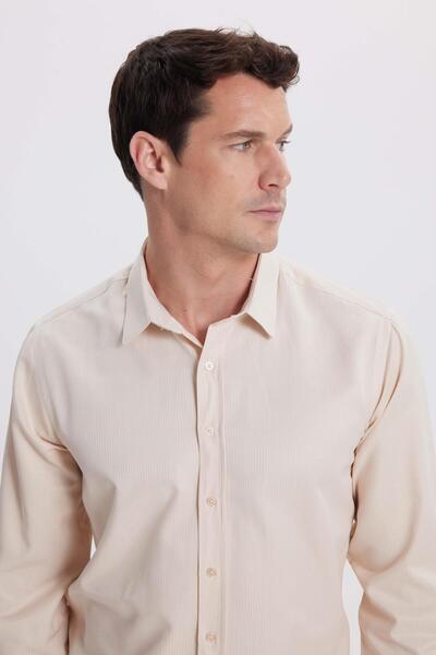 Tudors Μοντέρνο ανδρικό πουκάμισο με μακρύ μανίκι από βαμβακερό εύκολο στο σιδέρωμα Dobby Beige εφαρμοστό