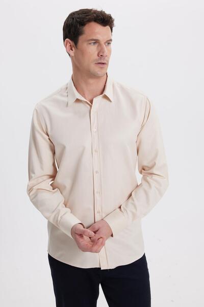 Tudors Μοντέρνο ανδρικό πουκάμισο με μακρύ μανίκι από βαμβακερό εύκολο στο σιδέρωμα Dobby Beige εφαρμοστό