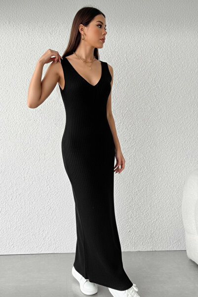 NEWCO Black Corded Fabric Maxi Knitwear Dress & Stone Patterned Oversized Knitwear Sweater Double Set