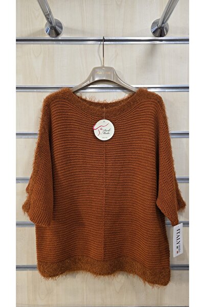 Park Moda Sweater with Tassel Detail