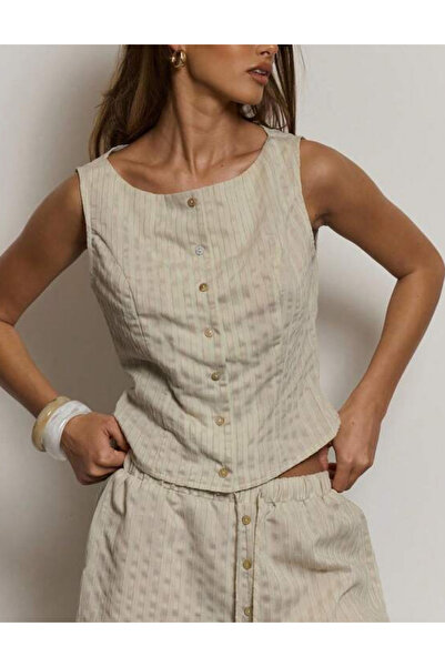 Sheya Shein outfit, beige