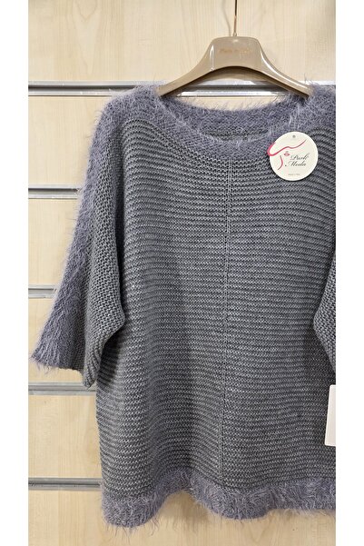 Park Moda Sweater with Tassel Detail