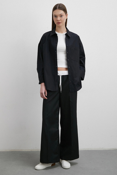 TRENDQUEL قماش قابل للتمدد قميص بوبلين أسود