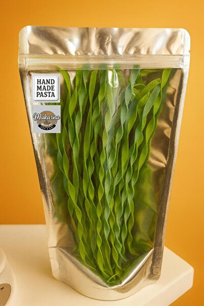 dükkandan ISPANAKLI TAZE EV YAPIMI SEMOLİNA UNLU UZUN FARFALLE MAKARNA 100GR