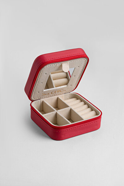 So CHIC... Custom Travel Size Jewelry Case