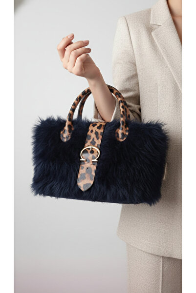 Talinhandmade حقيبة فرو تيدي بتفاصيل جلد الفهد – لمسة دافئة بلمسة سفاري