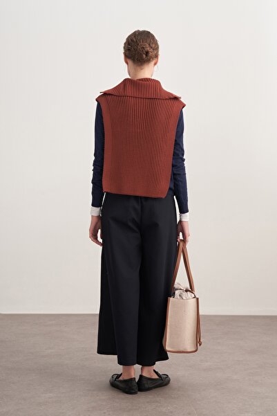 EBU Prive Women's Gabardine Double Pleated Trousers Navy Blue