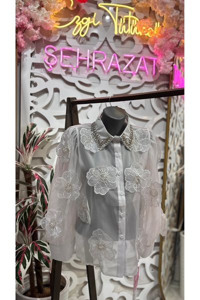 ŞEHRAZAT BUTİK Floral Design Shirt with Collar Stone Detail