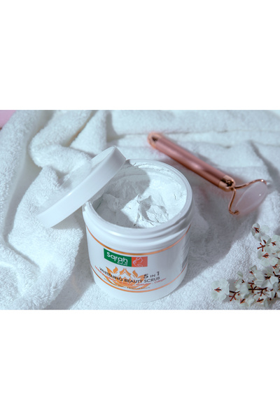 Sarah Skin مقشر التبييض