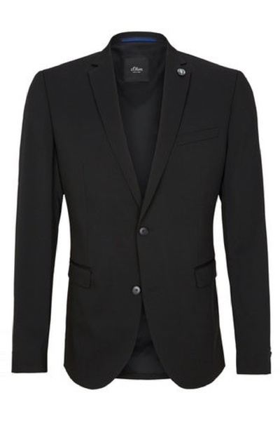 s.Oliver Sacou, Negru