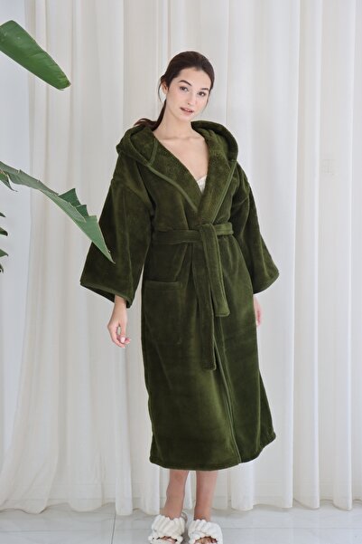 CAKKATEX Wellsoft Plush Extra Soft Hooded Long Dressing Gown with Pocket Detail