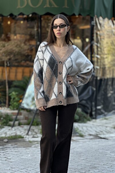 CurcunaShop Kadın V Yaka Şardonlu Baklava Desen Hırka