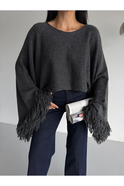 Lamierra Tassel Sleeve Crop Women's Knitwear