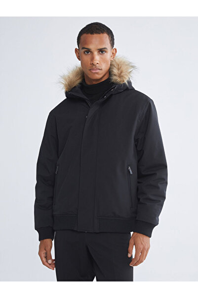 LC Waikiki Rmz Gi̇yi̇m Farkiyla Comfortable Fit Hooded Men's Coat