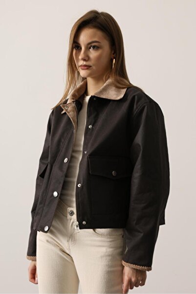 Opera Gabardine Collar Velvet Pocket Coat