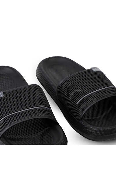 TOOBACO Comfortable men's athletic slippers