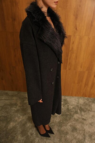 Opera Oversized Coat with Long Fur Collar