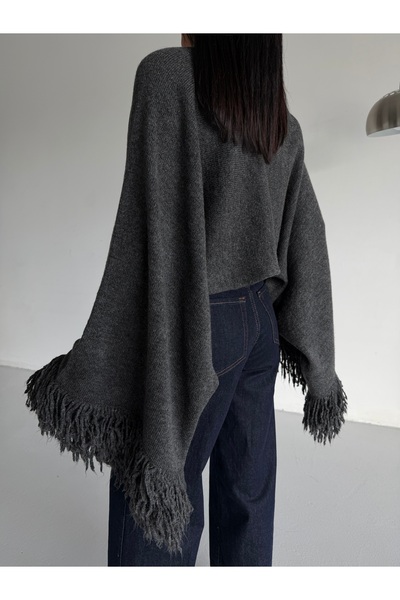 Lamierra Tassel Sleeve Crop Women's Knitwear