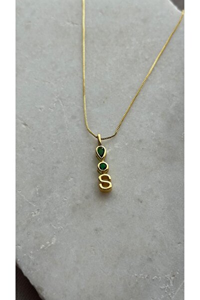 sahidesignatelier Çelik Zümrüt Yeşil Taşlı Harf Kolye Harfler