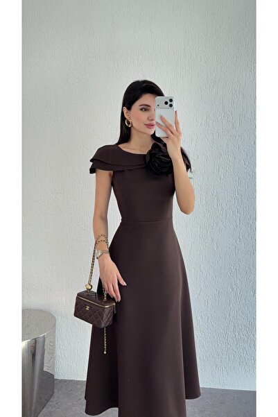 HAZELANNA Brown Dress with Brooch