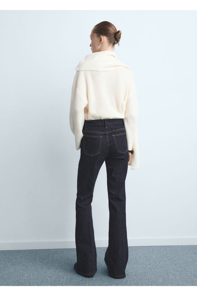 MANGO Woman Violeta yüksek bel flare jean pantolon