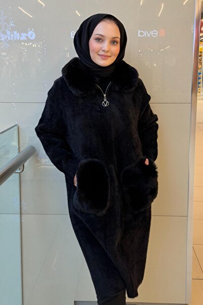 Ghisa Angora Coat with Plush Collar and Pockets, Front Zipper