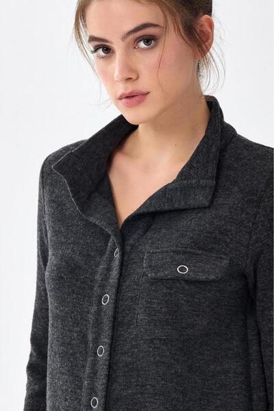 İKİLER Önü Çıtçıtlı Cep Detaylı Uzun Kol Triko Bluz 256-1706