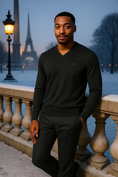 Maccali Men's Loose Trend Long Smoked V-Neck Sweater