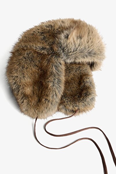 Bershka Faux fur beanie